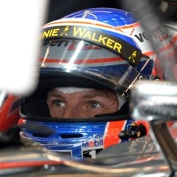 Button Kena Penalti Tiga Grid