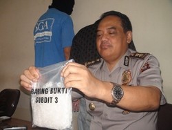 Polda Kalbar Tangkap 4 Warga Malaysia Penyelundup Sabu 500 Gram