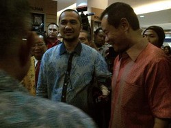 Peluncuran Buku Hoegeng Polisi Teladan, Kapolri dan Ketua KPK Hadir