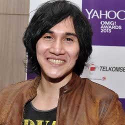Vino G Bastian Tak Paksakan Anak Jadi Artis
