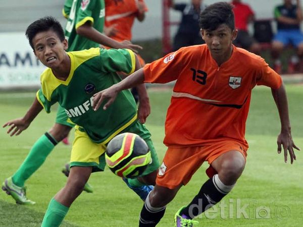 Villa 2000 Juara Liga Pertamina U-16 2013