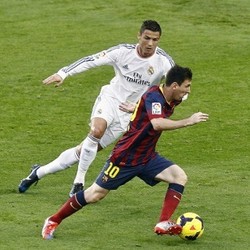 Ramos: Messi Satu Langkah di Belakang Ronaldo