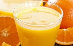 Minumlah Susu Hangat dan Jus Buah untuk Kurangi Stres