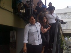 Taksi Berhenti Lama di Blora karena Novi Emoh Turun, Malah Difoto Orang