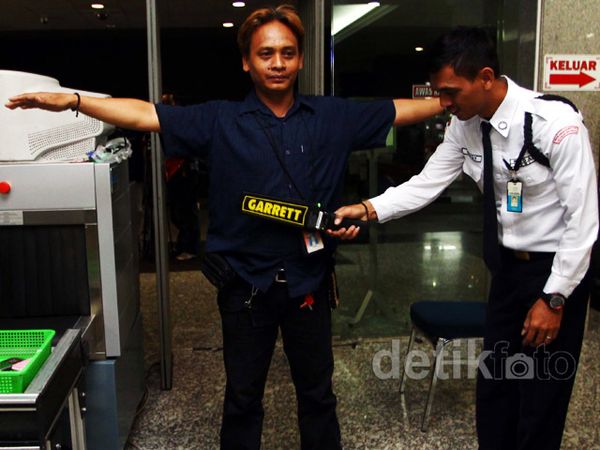 Pengamanan di Gedung MK Diperketat  Pengamanan di Gedung MK Diperketat