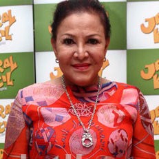 23 Tahun Tanam Silikon, Mpok Atiek Terancam Kena Kanker Wajah