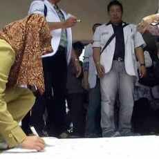 Dokter Gelar Aksi dr Ayu Dibebaskan, Pasien di RSUD Iskak Terlantar