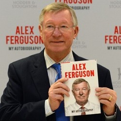 Otobiografi Fergie Diklaim Berisi 45 Ketidakakuratan, Penerbit Janjikan Uang Kembali