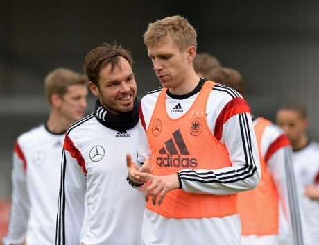 Mertesacker Merasa Jalani Laga Kandang dalam Lawatan Jerman ke Inggris