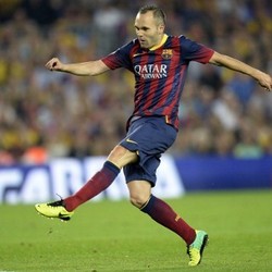 Barca Yakin Iniesta Akan Teken Kontrak Baru Sebelum Natal