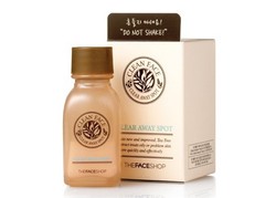 Atasi Jerawat dengan Cairan Dua Lapis dari The Face Shop