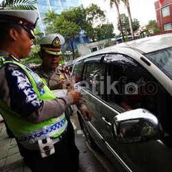 Terobos Jalur TransJ, Polisi Tilang 28 Oknum TNI/Polri