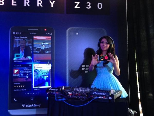 BlackBerry Z30 Melenggang di Indonesia