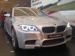 BMW M5 Tak Perlu Inden, Setengahnya Sudah Dipesan