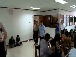 Adhyaksa Dault Akan Gantung Adiknya Jika Terima Uang Hambalang