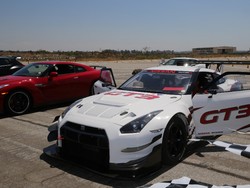 Menanti Kemunculan Godzilla