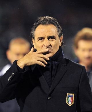 Italia vs Nigeria Spesial untuk Prandelli