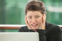 Suka Tahan Napas Saat Terima Email? Mungkin Kena Email Apnea