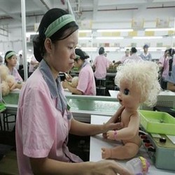 Mengandung Zat Beracun, 200 Ribu Boneka Asal China Ditahan AS