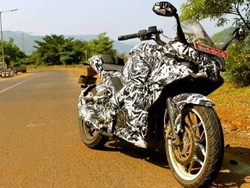 Bajaj Bocorkan Gambar Pulsar 375 Full Fairing