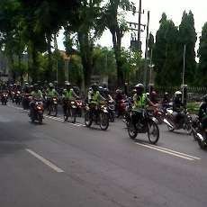 5.000 Buruh Pasuruan Berangkat ke Grahadi Dikawal Ketat