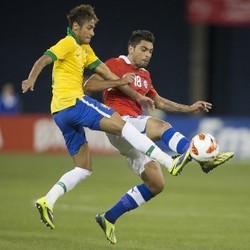 Gol Hulk & Robinho Bawa Brasil Kalahkan Chile