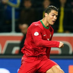 Hat-trick Ronaldo Loloskan Portugal ke Brasil