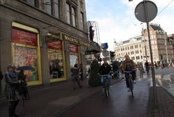 Bir Gratis untuk Pecandu di Amsterdam, Syaratnya Harus Menyapu Jalan