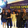 Suasana Pengambilan Pre-Order BlackBerry Z30 di XL XPLOR
