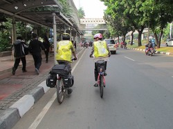  Kritik Mobil Murah, LCGC Dipelesetkan Lebih Cerdas Gowes Coy 