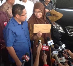 Dicegah KPK ke Luar Negeri, Status Istri Anas Masih Saksi