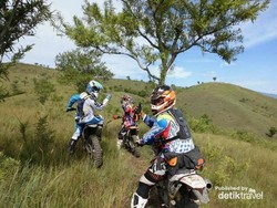 Bruum! Naik Motor Trail di Pedalaman Aceh