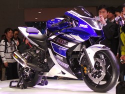 Ahaii, Tahun 2014 Yamaha R25 Masuk Indonesia