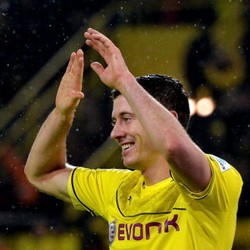 Beckenbauer: Lewandowski Sedikit Lebih Baik Dibanding Mandzukic