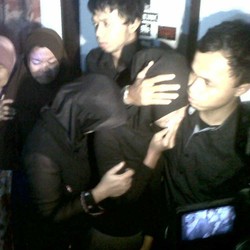 Tangis Pecah Saat Jenazah Heli MI-17 Asal Cilacap Tiba di Rumah