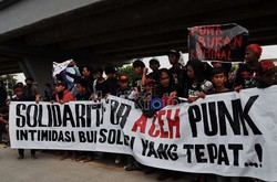  Saat Anak Punk Mendamba Surga