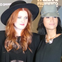 Icona Pop Siap Berpesta di MAMA 2013