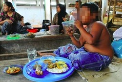 Ardi si Mantan Balita Perokok Kini Suka Makan, Sanggup Habiskan Bakso 3 Mangkuk