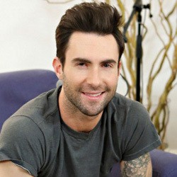 Adam Levine Si Pria Terseksi di 2013