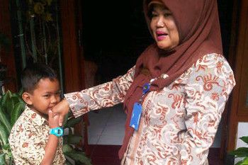 Melongok Keseharian Sandi, si Mantan Bocah Perokok di Malang