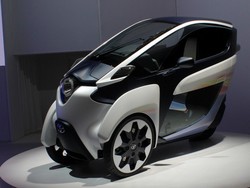 i-Road, Perkawinan Motor dan Mobil