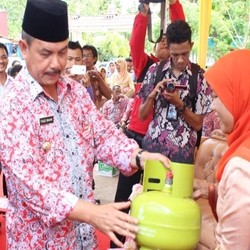 Akhirnya Sumbar Tersentuh Program Konversi Minyak Tanah ke Elpiji