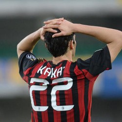 Allegri Tak Akan Jadikan Kaka Pirlo Baru