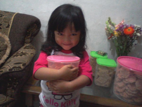 Nazwa Almira Zahra, 3,7 Tahun, Perempuan