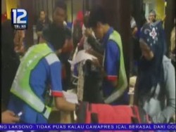 Barang Bawaan Tertinggal, Penumpang Pesawat Mengamuk