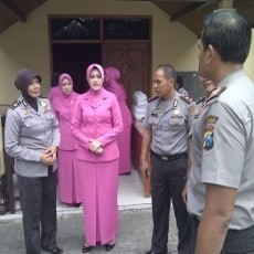 Polwan Polres Bojonegoro Mulai Pakai Jilbab