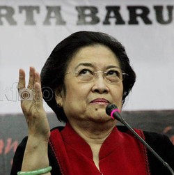 Megawati: Wali Kota Risma Sukses Ubah Surabaya Jadi Kota Modern