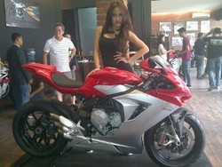 MV Agusta F3-800 di RI Dijual Rp 370 Juta
