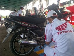 Bazar Terbesar AHM Guncang Warga Pontianak