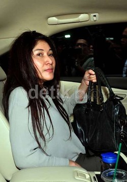 Istri Kedua Adiguna Menghadap Polisi, Jelaskan Soal Perdamaian dengan Flo